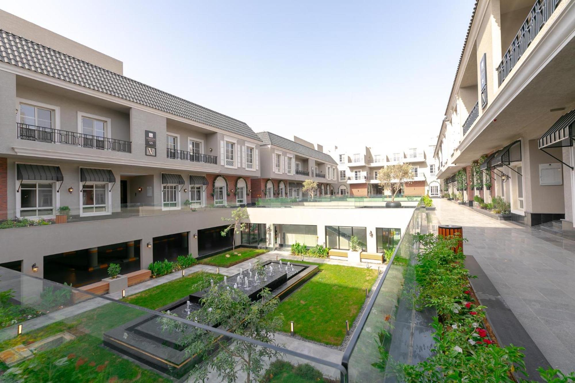 Apartment Layali 3br - Near Int'l Convention And Exhibition Center *