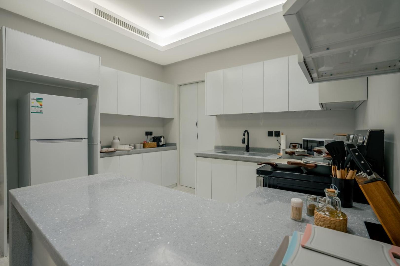Layali 3br - Near Int'l Convention And Exhibition Center Apartment *