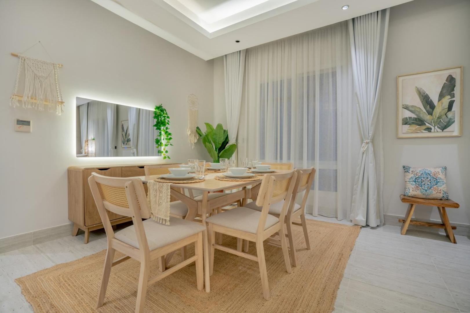 Layali 3br - Near Int'l Convention And Exhibition Center *