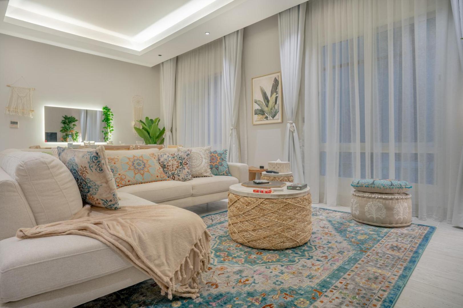 Layali 3br - Near Int'l Convention And Exhibition Center Apartment
